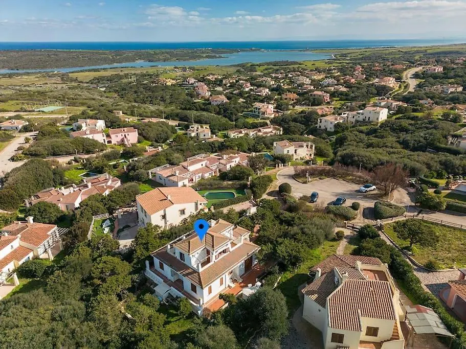 Вилла Affittasardegna-Villa La Fata Punta de su Torrione