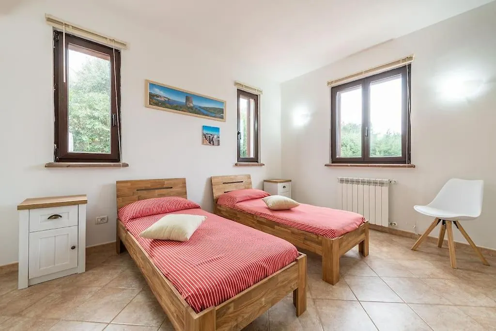 Affittasardegna-Villa La Fata Punta de su Torrione Вилла