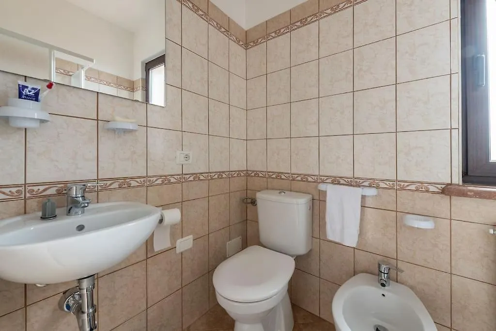 Вилла Affittasardegna-Villa La Fata Punta de su Torrione