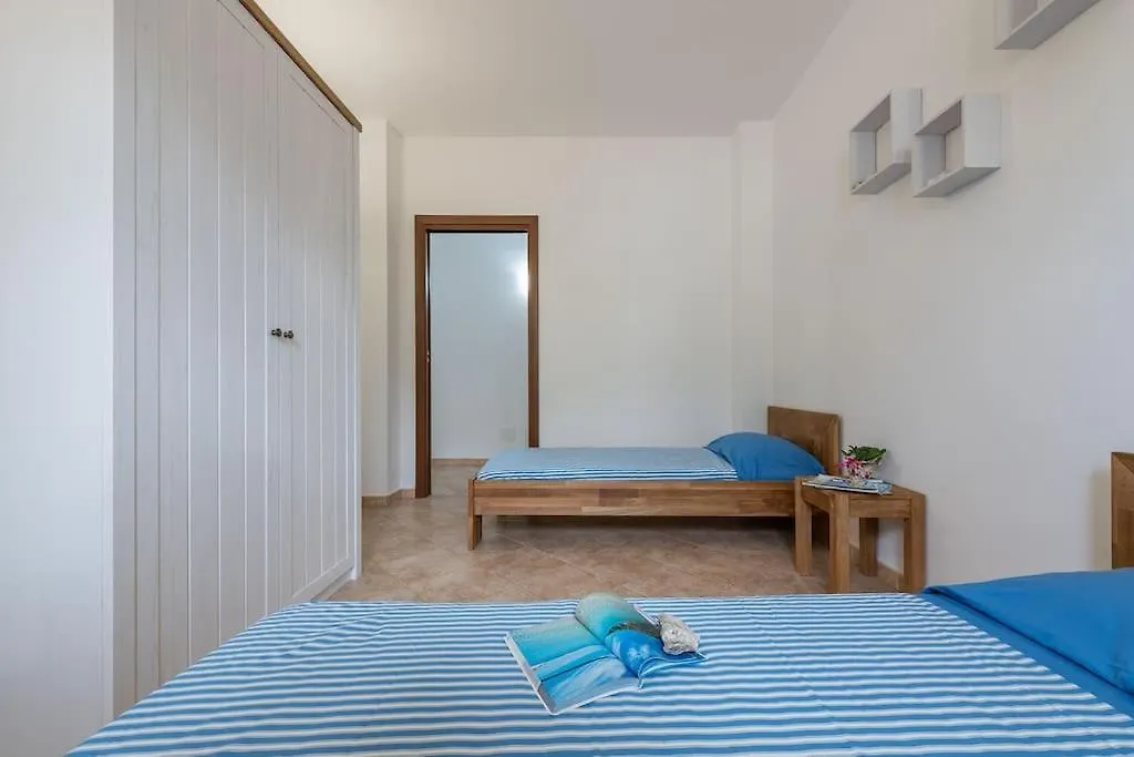 Вилла Affittasardegna-Villa La Fata Punta de su Torrione Италия